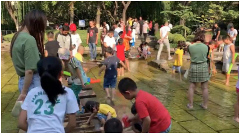 国庆假期已开启“人人人我人人人”模式，你那里人多吗？来跟记者畅游山东吧