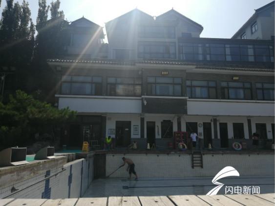 济南环城景区泉水浴场今起暂时关闭 现泳池已抽干市民表示理解