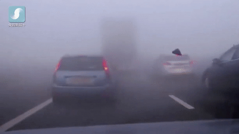 “大雪”迎大雾 山东局地出现能见度不足200米的强浓雾