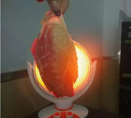 姐弟俩为何被烧伤，送进重症监护室？发生了什么事让两个孩子如此遭罪？