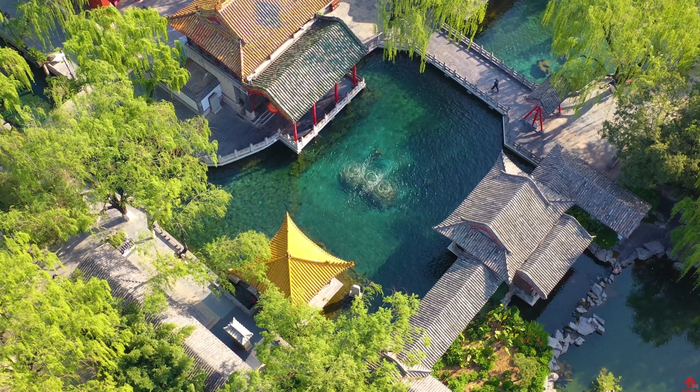 泉水欢歌 花海如潮 人间四月天感受最美济南春色