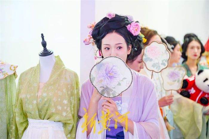 喜欢汉服吗？来文博会上看个够