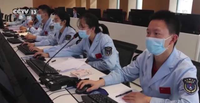 中秋佳节 来自万里之外的“玉兔二号”带来了它的工作报告→