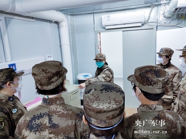 军队白衣天使战“疫”日记：筑牢防御病毒的铜墙铁壁
