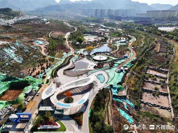 航拍建设中的济南兴隆公园，山水园林雏形已现