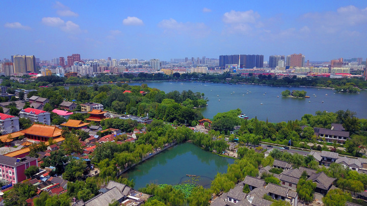 双向奔赴 两地共赢 首趟“烧烤专列”开行