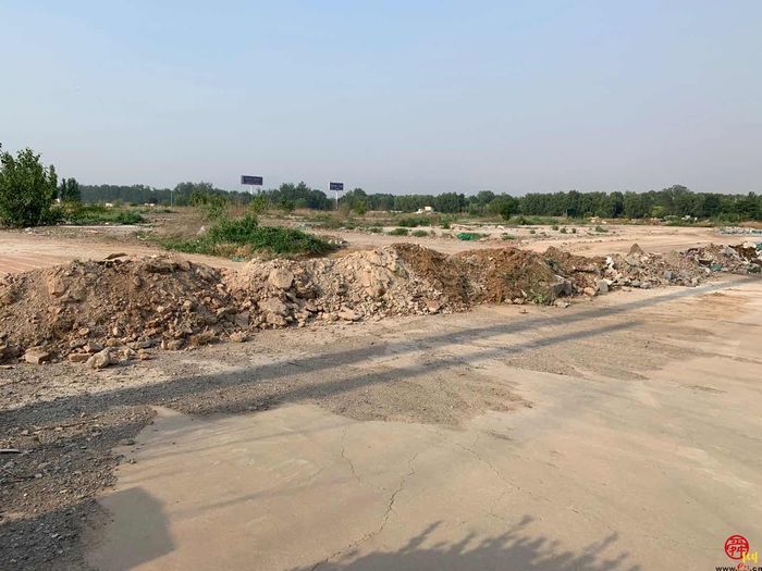 【啄木鸟在行动】章丘区煤气公司明水供气站附近渣土裸露