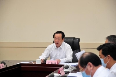 济南市十七届人大常委会举行第三十七次主任会议