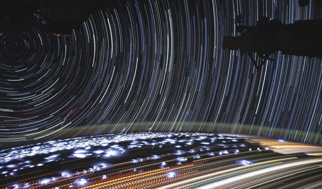 “宇宙级”照片唯美震撼 背后的“太空神摄手”是怎样炼成的？