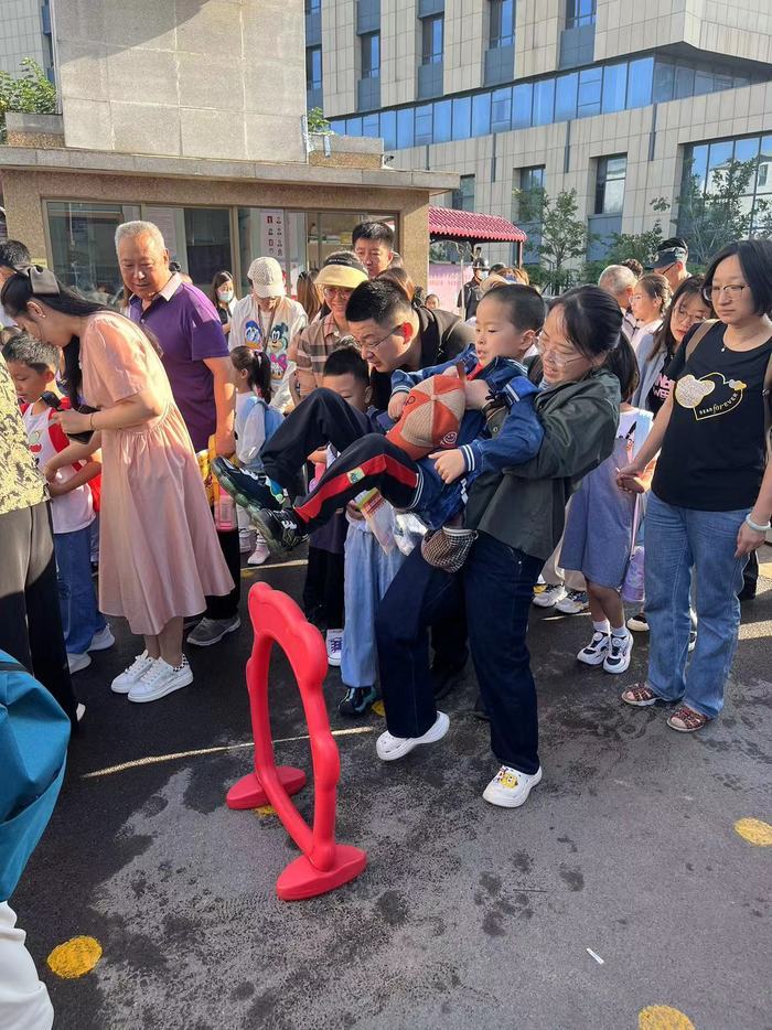 期待向阳花开！济南市文化东路小学迎来一年级小萌新