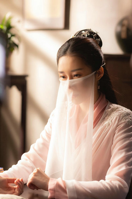 鲍丹担纲女主喜提佳绩，“贞娘”口碑与热度兼得