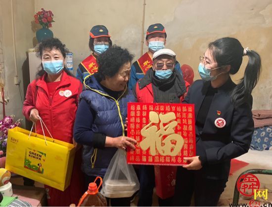 【网络中国节·春节】遇见我们的“心”年 “能”陪您一起“燃”动“暖”春