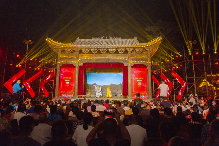 济南公共文化服务处处可达、人人可及，点亮泉城幸福生活