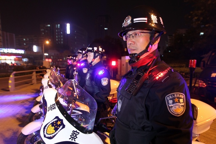 守护泉城热土 维护百姓安宁：济南公安110：全力打造新时代党和人民满意的110样本