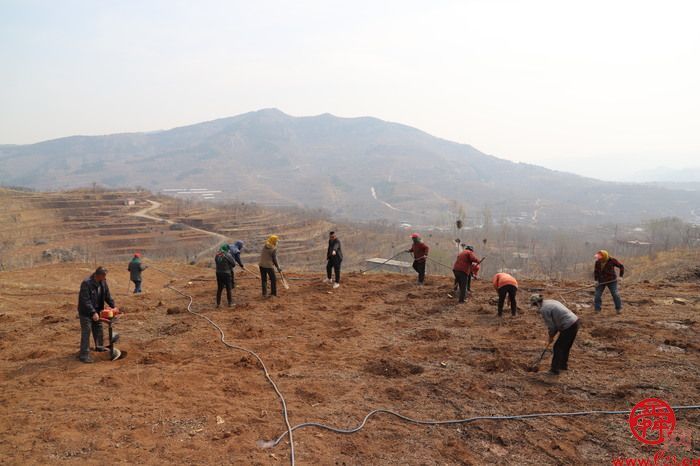 强信心 稳经济 促发展 