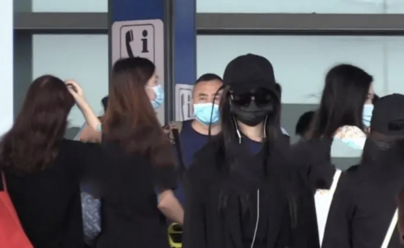 黄子韬回应与徐艺洋恋情传闻|坦坦荡荡!黄子韬回应与徐艺洋恋情传闻:组CP也无所谓