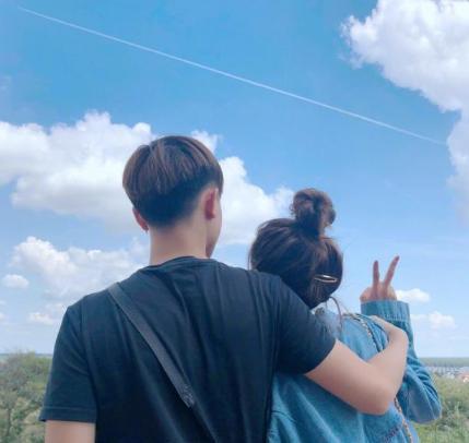 林小宅否认与草鱼恋情|【女海王】林小宅否认与草鱼恋情，20天内分手两次，感情生活太精彩了