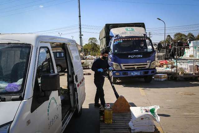 跟拍！武汉雪后，和送菜小哥一起出发