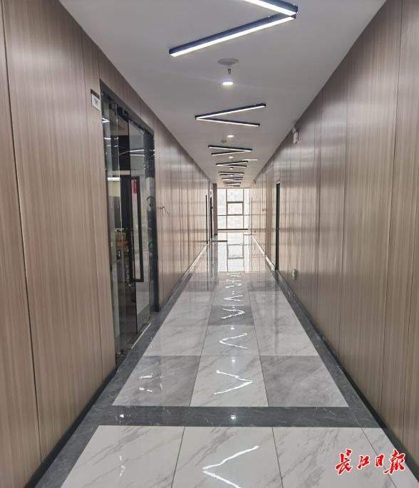 不过退费？线上教培机构说一套做一套