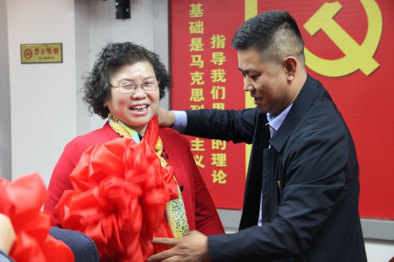 淄博:27名村居“两委”成员提前退休担任村居顾问