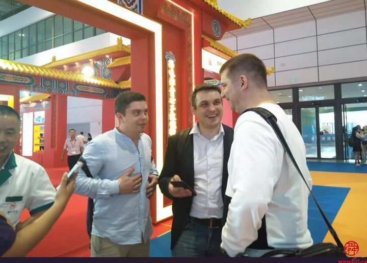 “关爱生命，呵护健康” 2023第49届中国国际医博会济南开幕