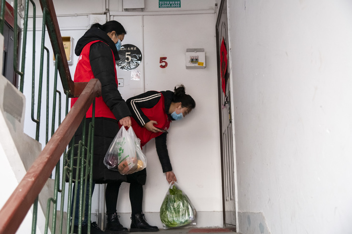 历下战“疫”特写镜头6：奋战在战“疫”一线的“志愿者”