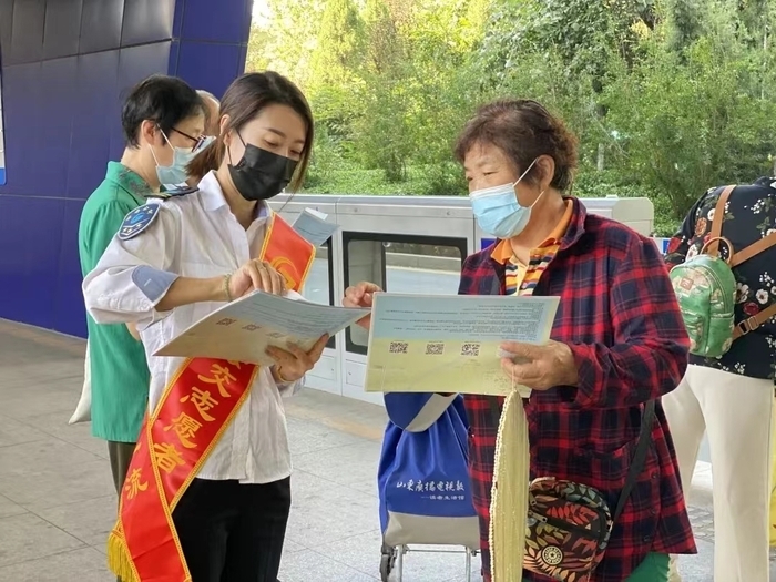 济南公交国庆假期营运班次约26.3万班，客运量约556万人次