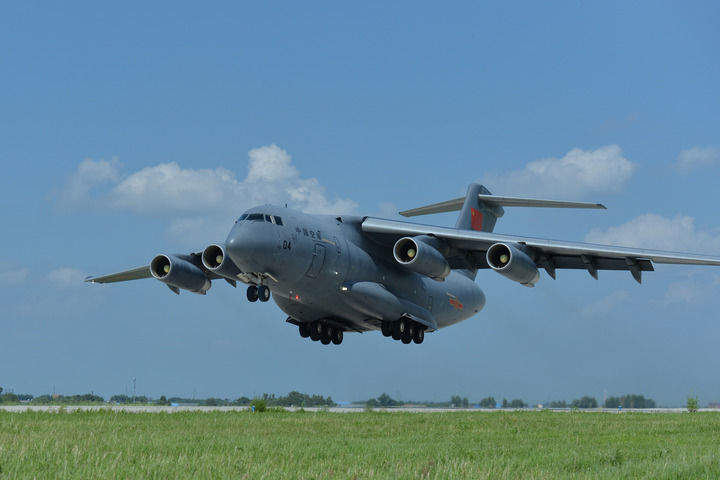 空军2022年度招飞工作圆满结束 首次派出运-20飞机运送新录取飞行学员入校报到