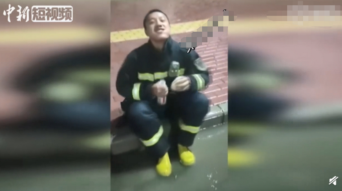 评论暖心！连吃12个包子消防员因病离职：养好身体再来不想放弃