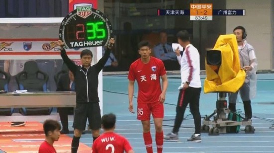 除了把U23门将当前锋用 本赛季中超还有哪些神操作？