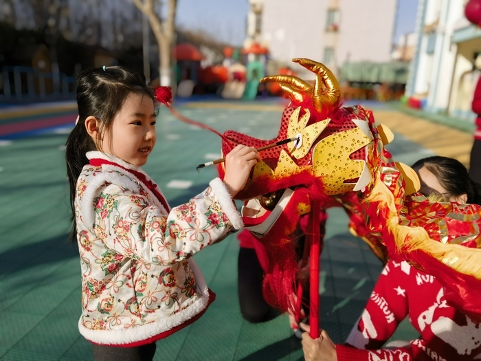 龙腾舞动锦屏幼教集让幼儿感受民俗传承