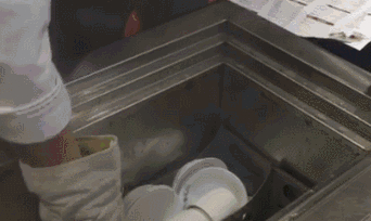 吸管得常备?对嘴喝罐装饮料感染出血热 这个习惯当心