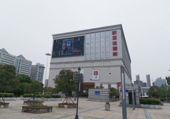 42000多张面孔揭下口罩 援鄂英雄视频感动江城