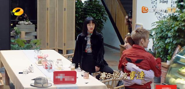 宁静没加过黄龄微信|一起参加节目录制四个月，宁静没加过黄龄微信