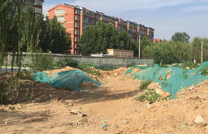 【啄木鸟在行动】安澜北路和党杨路交汇处渣土覆盖不全