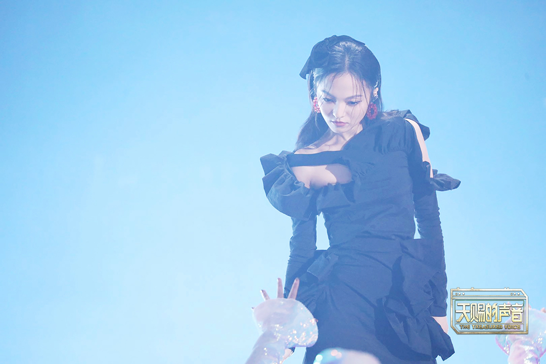 《天赐的声音》张韶涵、黄雅莉以歌寄情