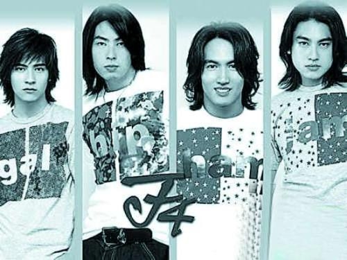 回忆杀！吴建豪晒照怀念F4 四人黑色西装加身帅气有型