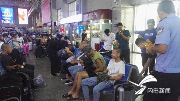 跨越5省市奔袭3000公里 济南历城警方终将这伙骗子押回济南