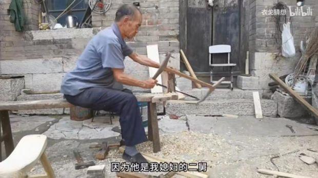 “二舅视频”创作者回应争议 澄清关于残疾证、独自赡养老人等质疑