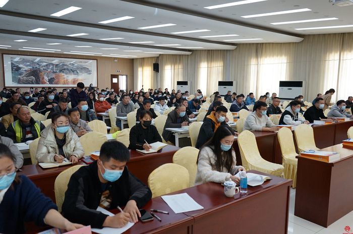 “沉浸式体验”、“点对点授课”、“答题赢奖品”、长清区工伤预防宣传培训活动创意满满