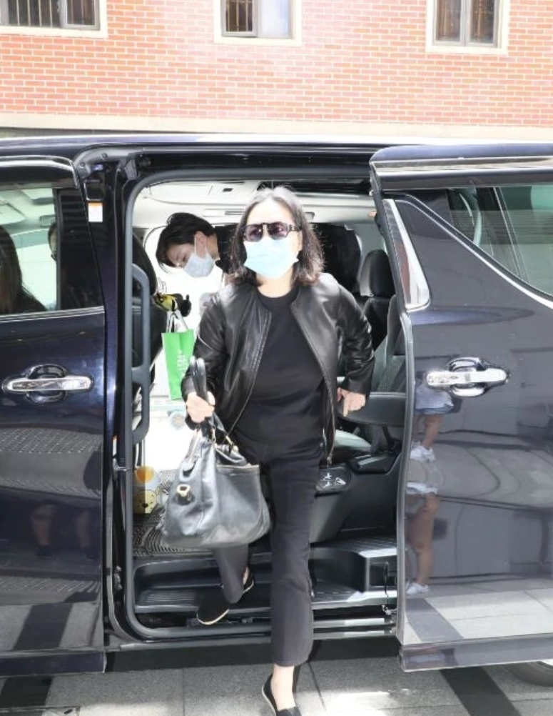 何猷龙|赌王遗体举行转交仪式，预计明年下葬