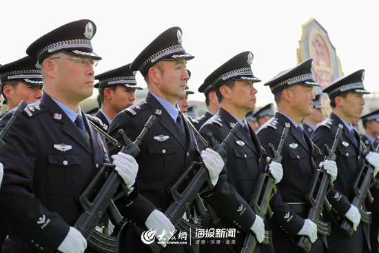 这就是山东丨全警实战大练兵 日照1200名民警展飒爽英姿