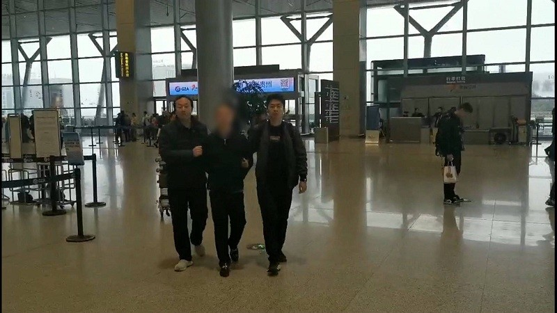 假茅台！5元散酒勾兑成年份酒、特供酒 售价最高上万元