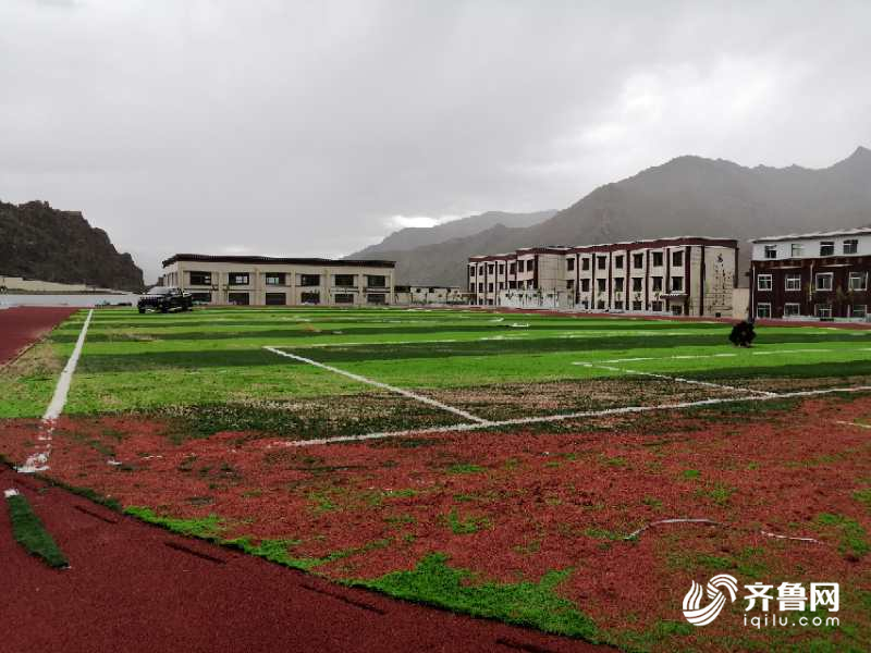 这就是山东丨山东援藏“昂仁加速度”：依江修路，4月初设计，6月底围挡已建成