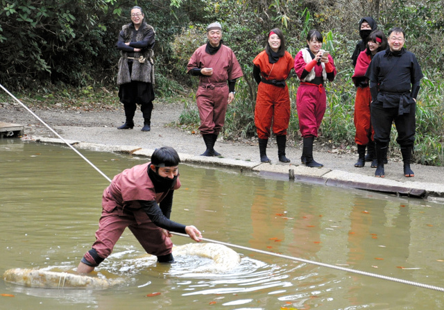 日本23名公务员成立“忍者组织”还苦练水上行走 遭解散