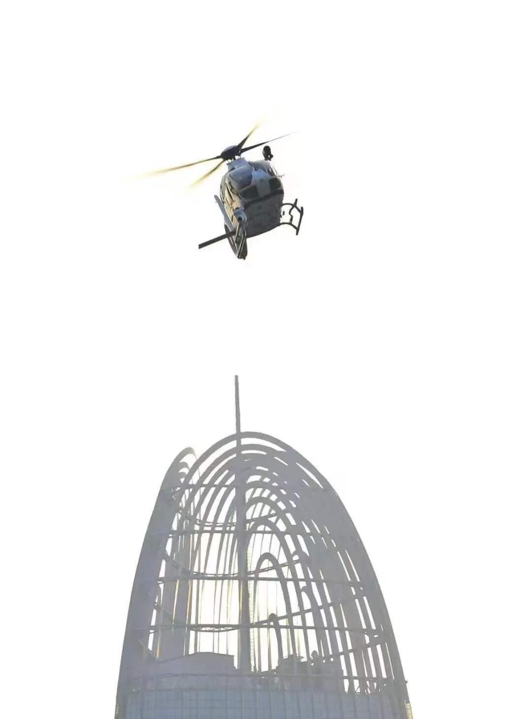 山东首架警用直升机完成实战首飞