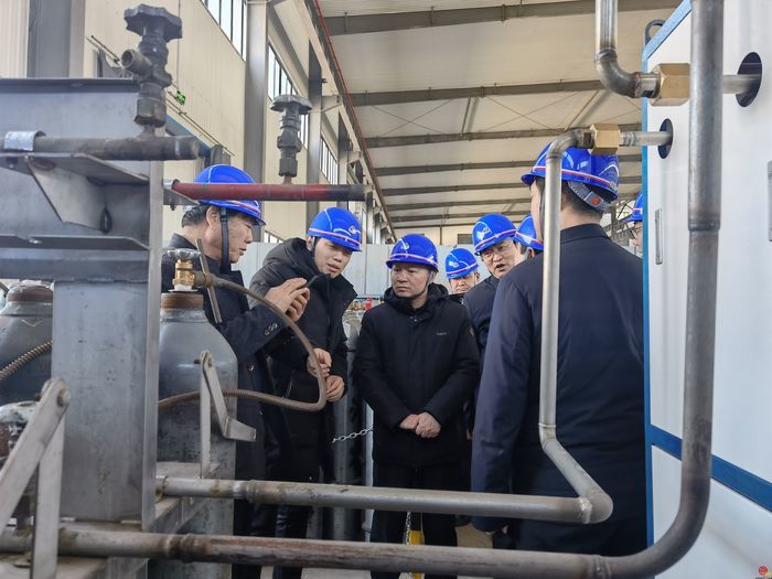 济南市应急局组织召开气体充装行业“机械化换人、自动化减人、智能化无人”现场观摩研讨会