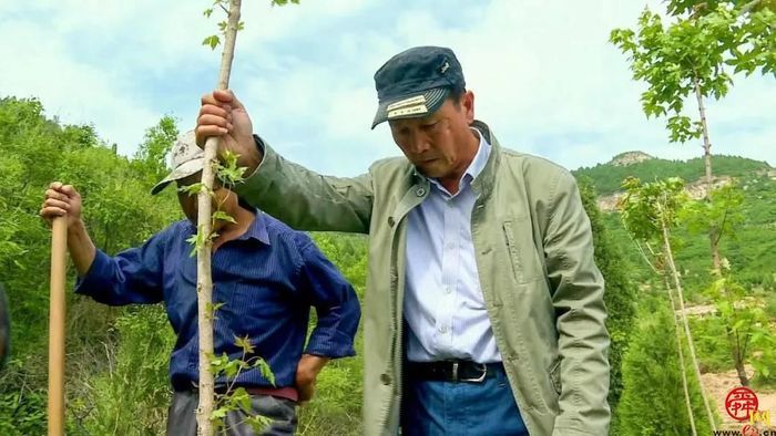 泉水人家于禄海深藏大山20年 拓荒5400亩建“天然氧吧”