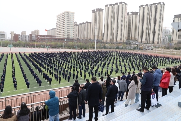 全市学校体育卫生与艺术教育工作会议召开