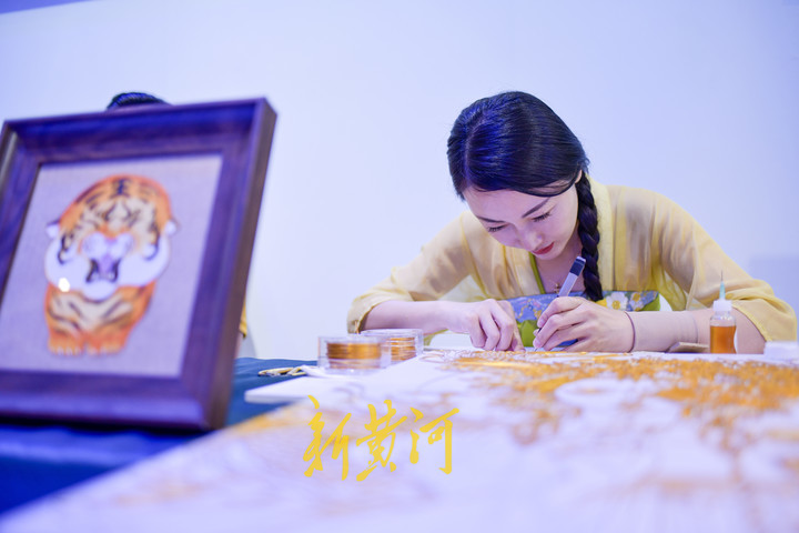 文旅博览会感受“手造”绝活